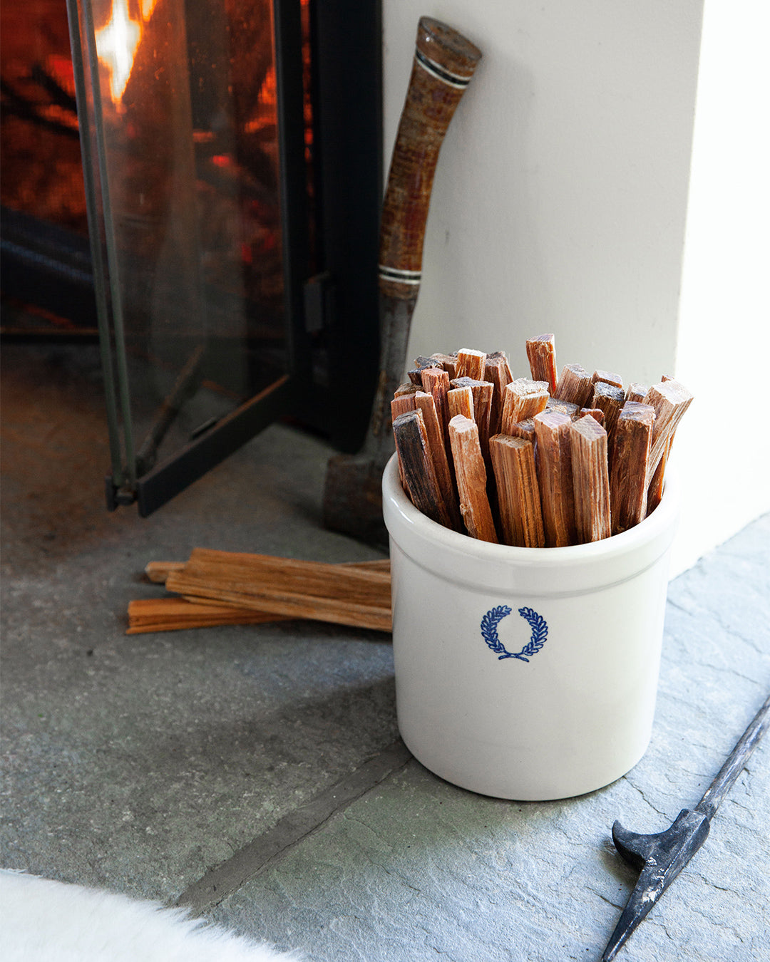 Laurel Fireside Crock™