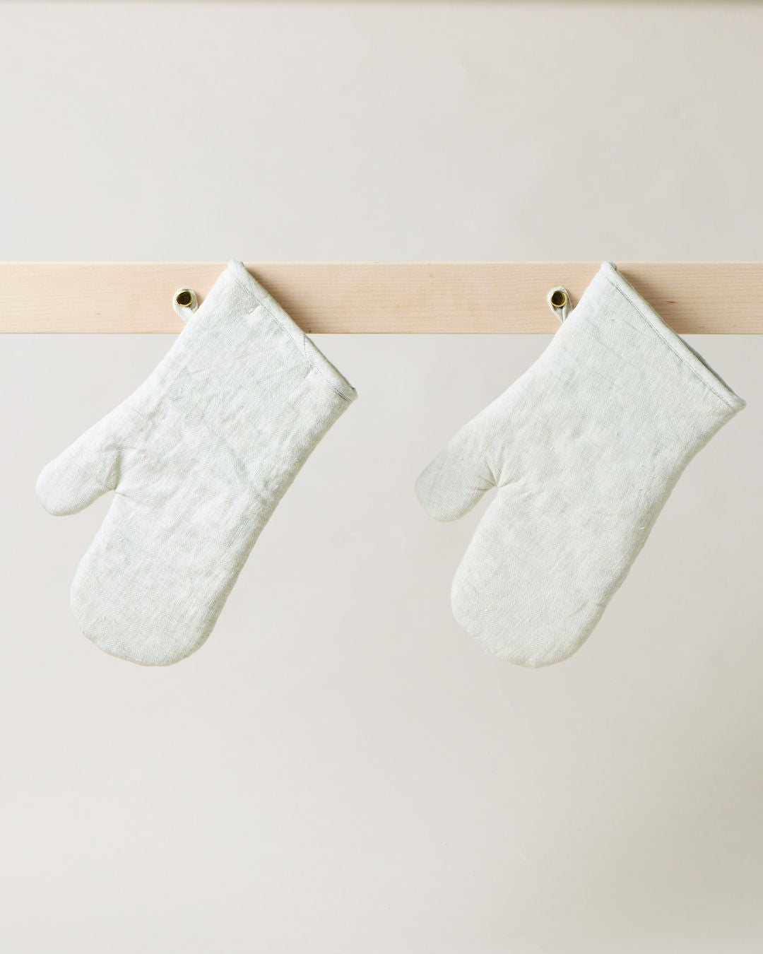 Washed Linen Oven Mitt