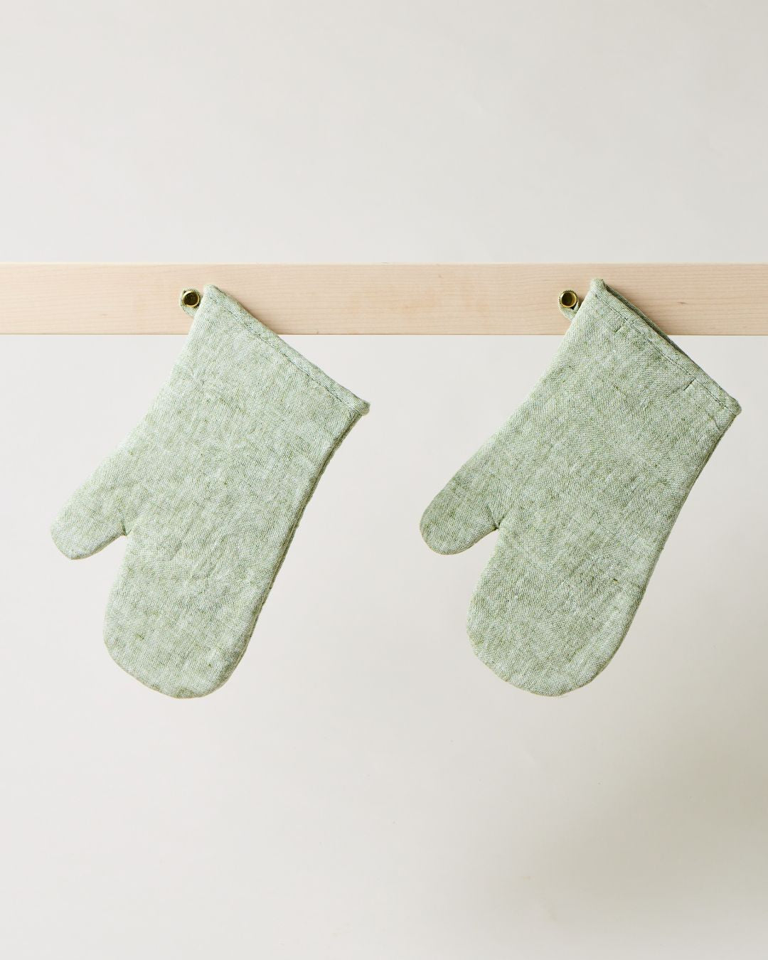 Washed Linen Oven Mitt