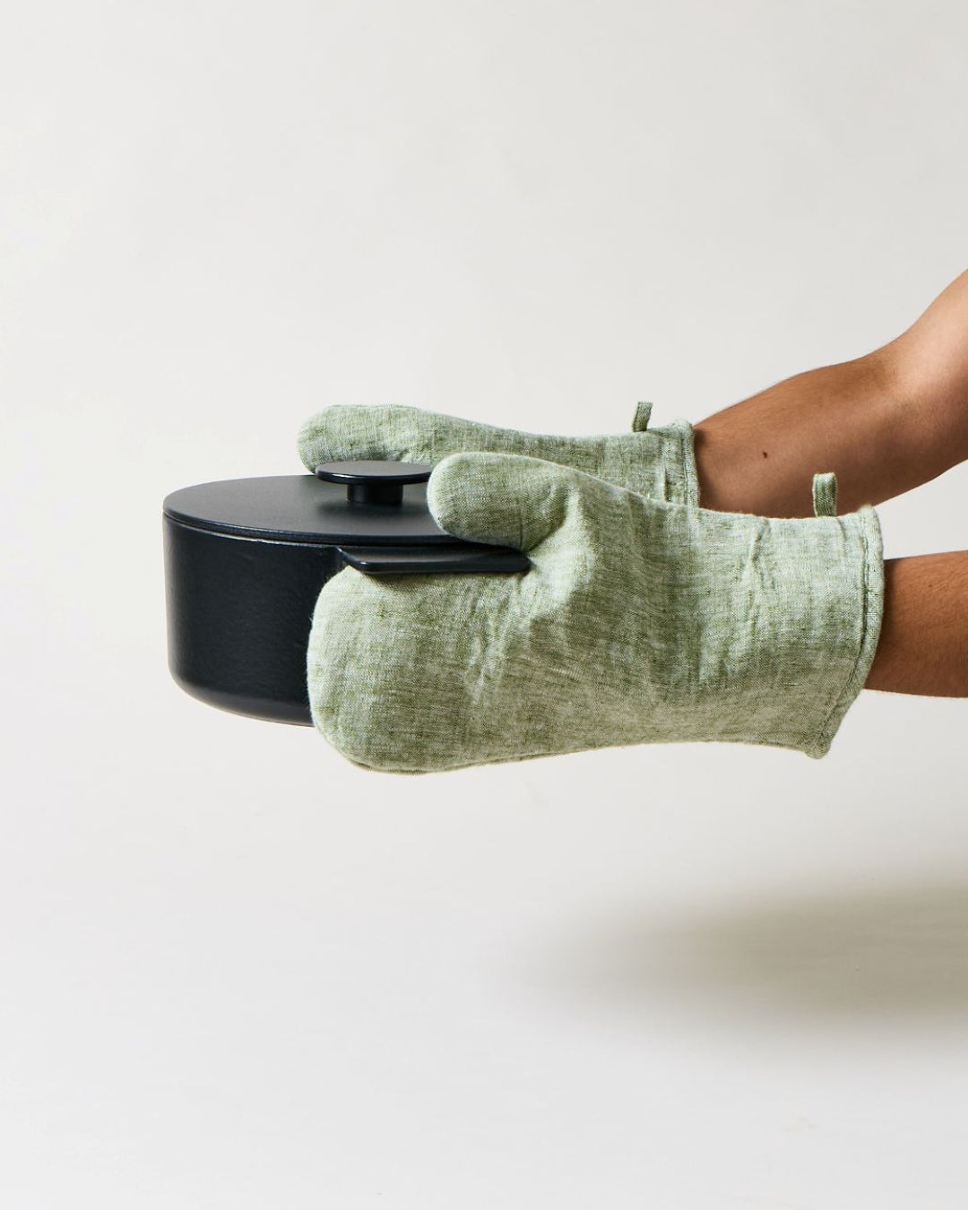 Washed Linen Oven Mitt