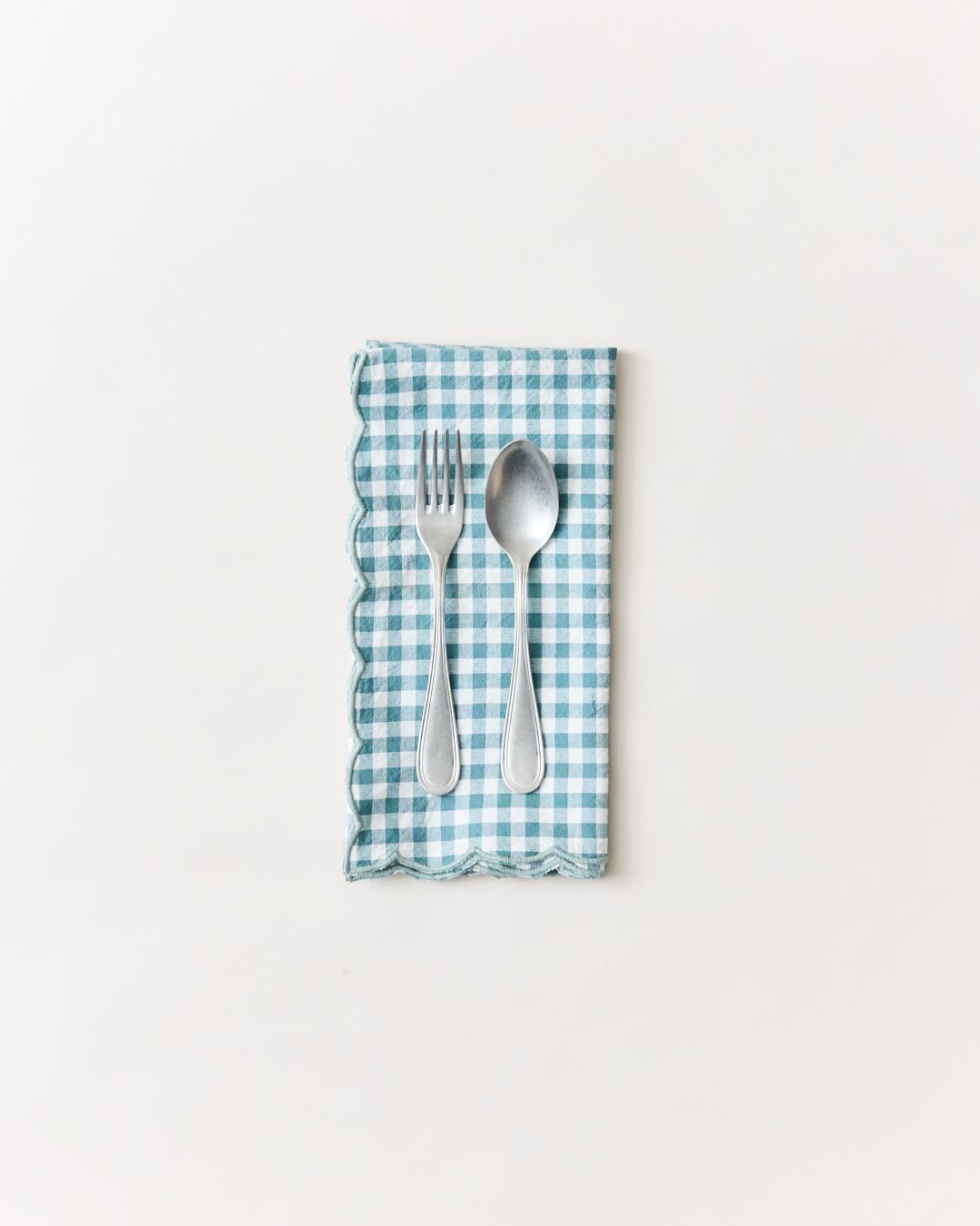 Petite Gingham Scalloped Napkins