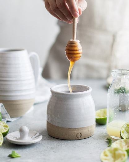 Honey & Beehive Honey Pot Gift Set