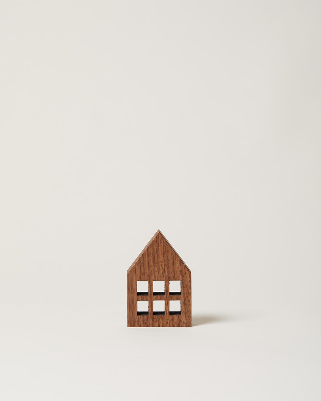wooden holiday houses walnut cabin