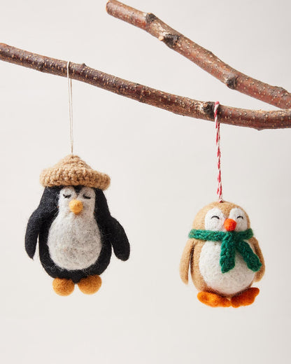 Farmhouse Pottery felted festive penguin set. 